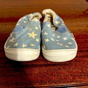 Girls slip on sparkly star shoes